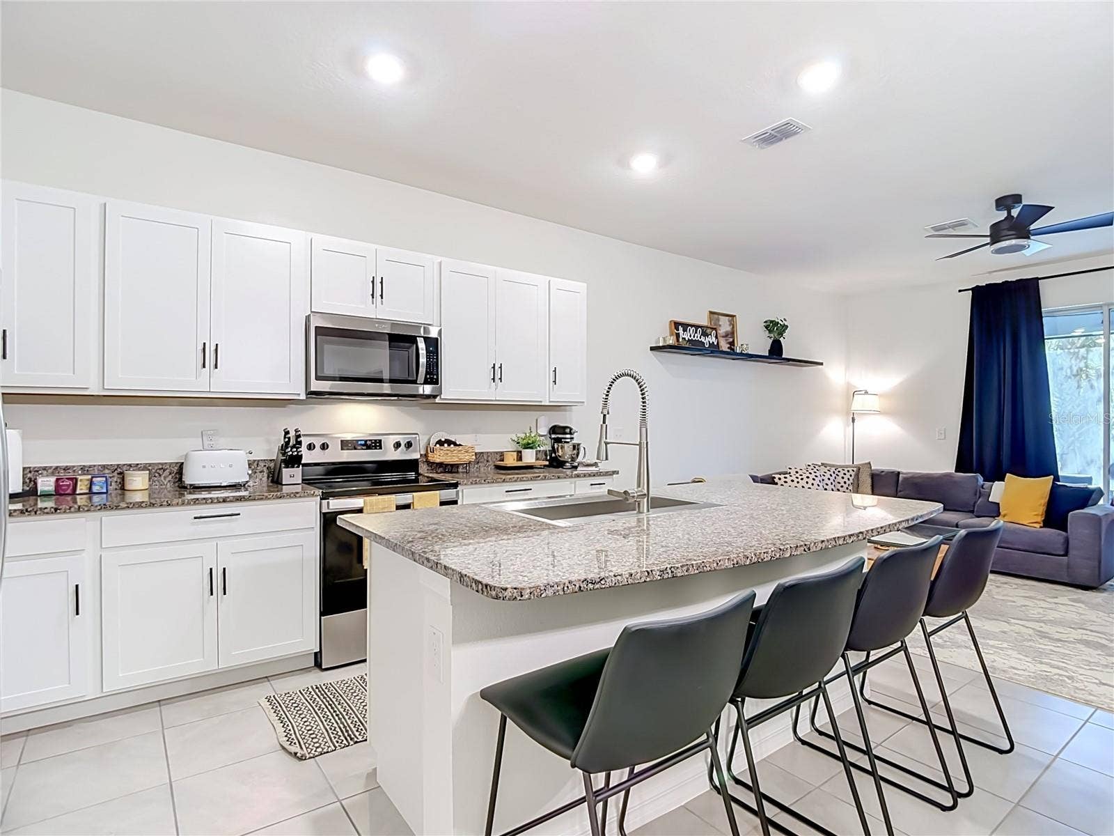 3347 PLEASANT WILLOW COURT, Brandon, FL 33511 3347 PLEASANT WILLOW COURT, Brandon, FL 33511