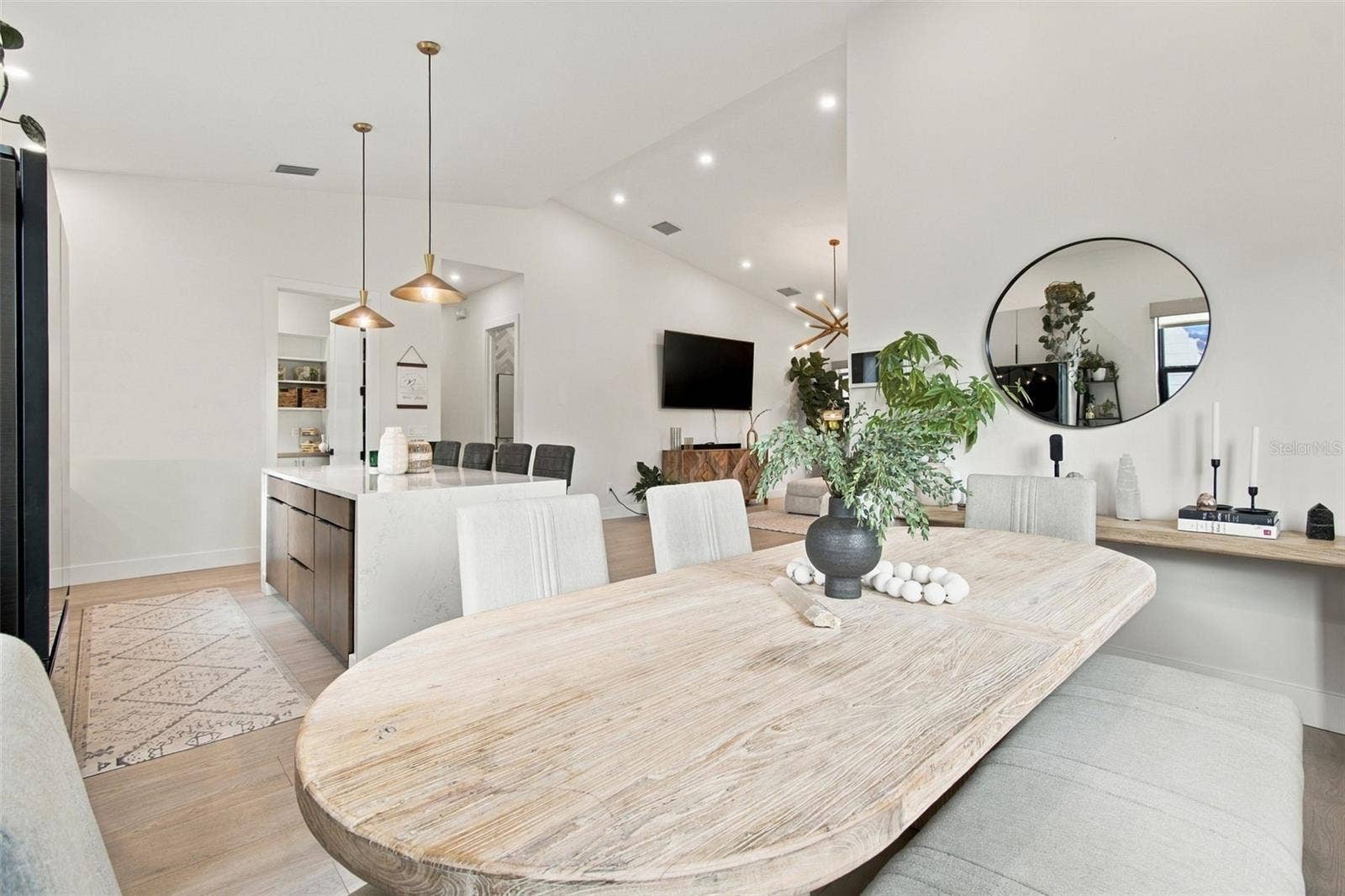 3721 6TH AVENUE N, St Petersburg, FL 33713