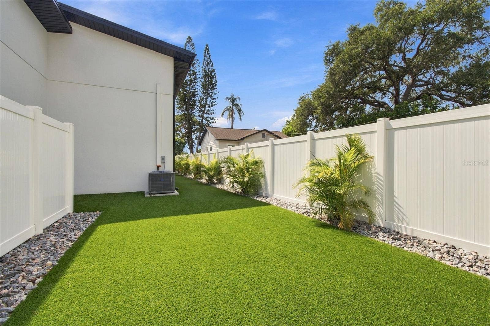 3721 6TH AVENUE N, St Petersburg, FL 33713
