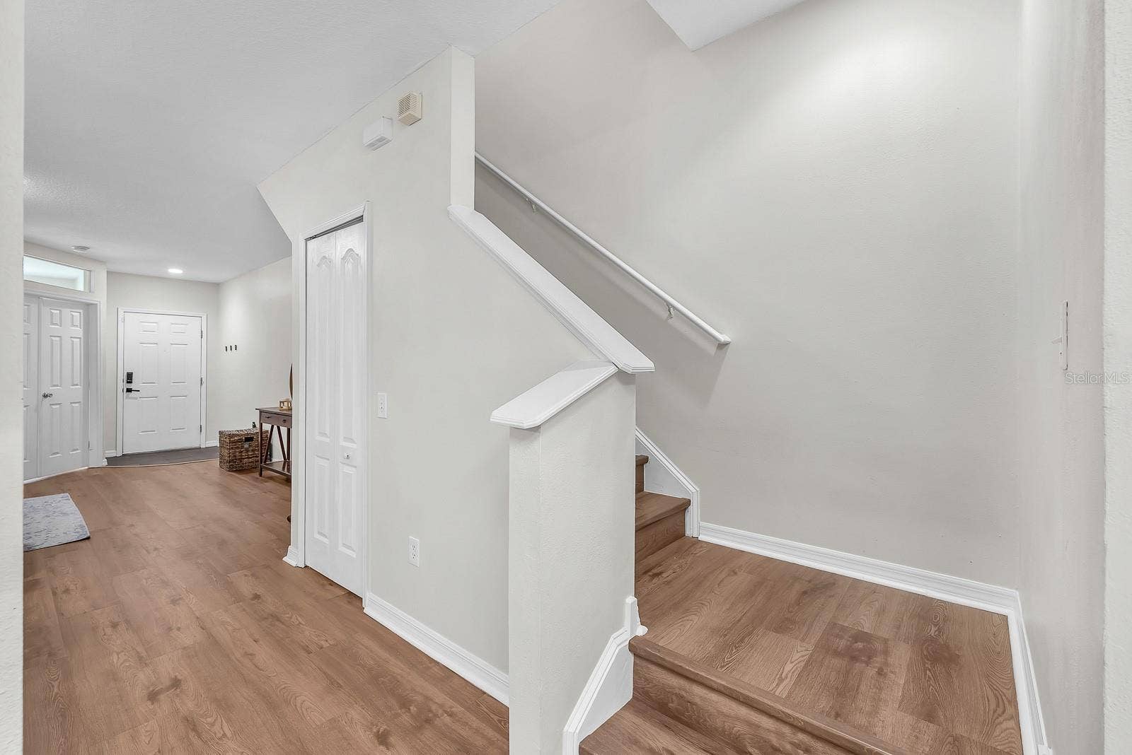 5819 FISHHAWK RIDGE DRIVE, Lithia, FL 33547 5819 FISHHAWK RIDGE DRIVE, Lithia, FL 33547
