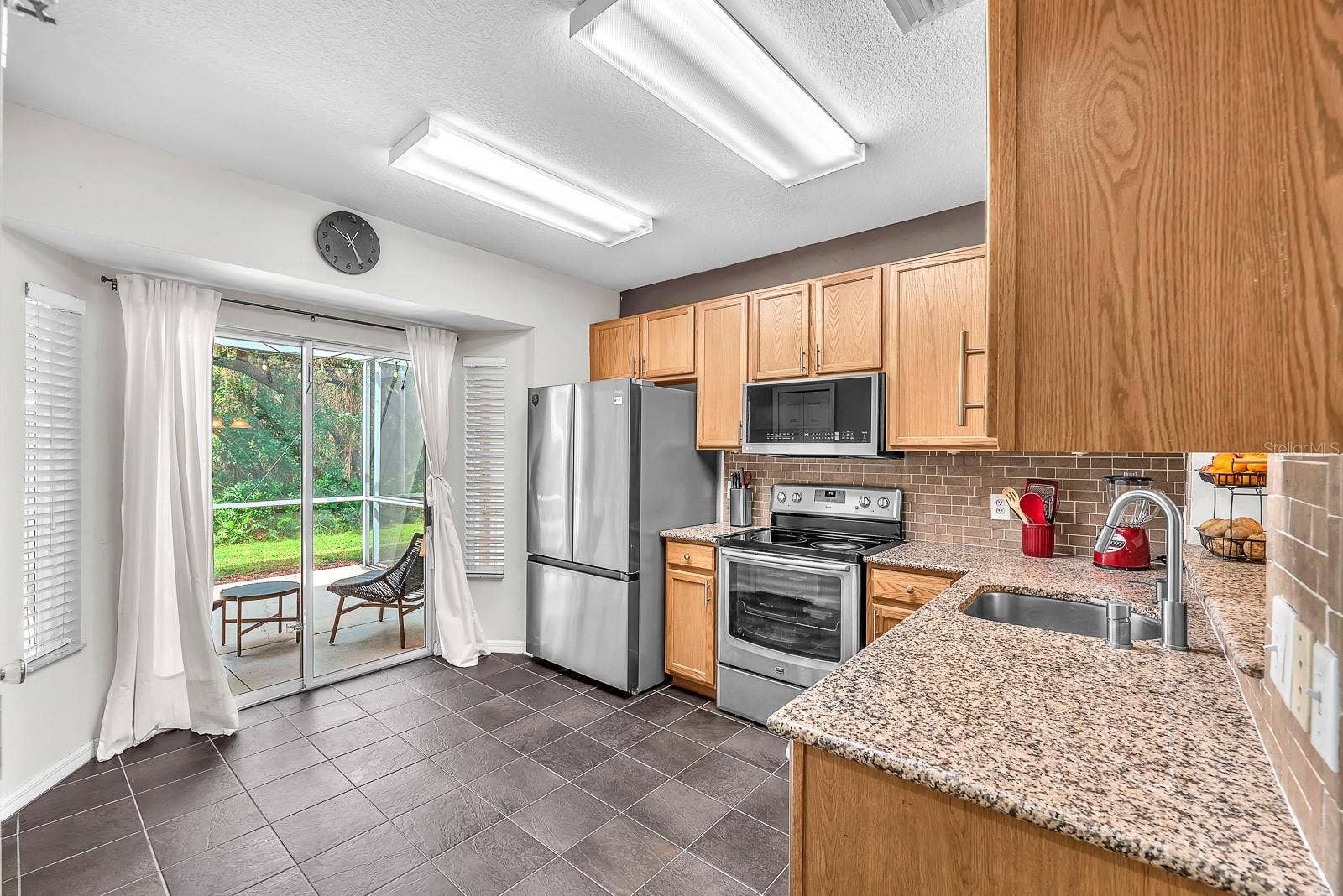 5819 FISHHAWK RIDGE DRIVE, Lithia, FL 33547 5819 FISHHAWK RIDGE DRIVE, Lithia, FL 33547