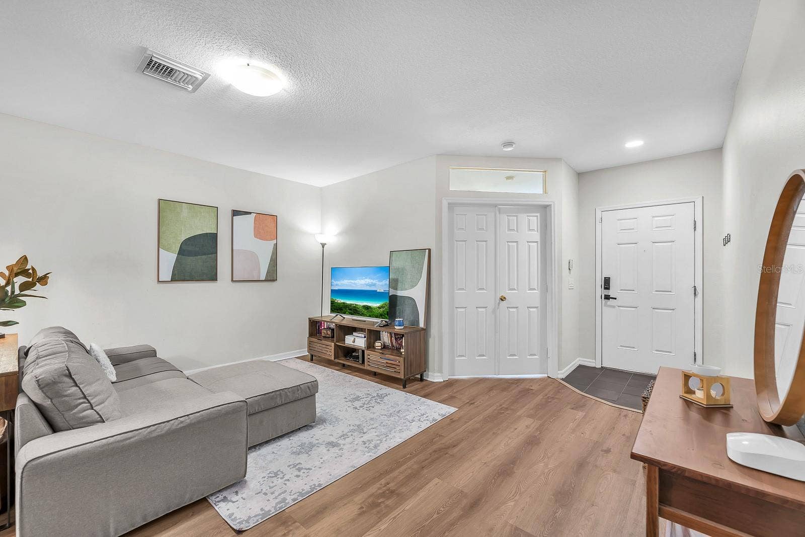 5819 FISHHAWK RIDGE DRIVE, Lithia, FL 33547 5819 FISHHAWK RIDGE DRIVE, Lithia, FL 33547