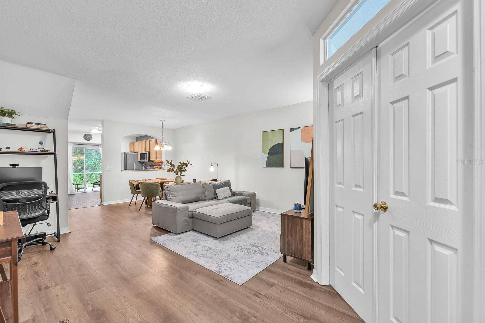 5819 FISHHAWK RIDGE DRIVE, Lithia, FL 33547 den door and common area