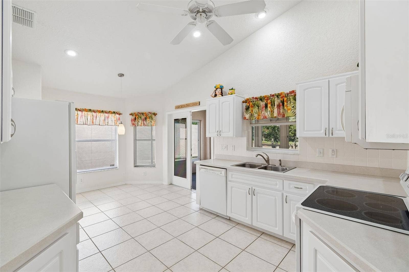 284 ROYAL PALM WAY, Spring Hill, FL 34608