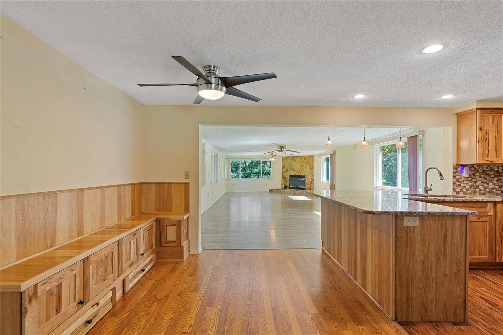 Breakfast Nook
