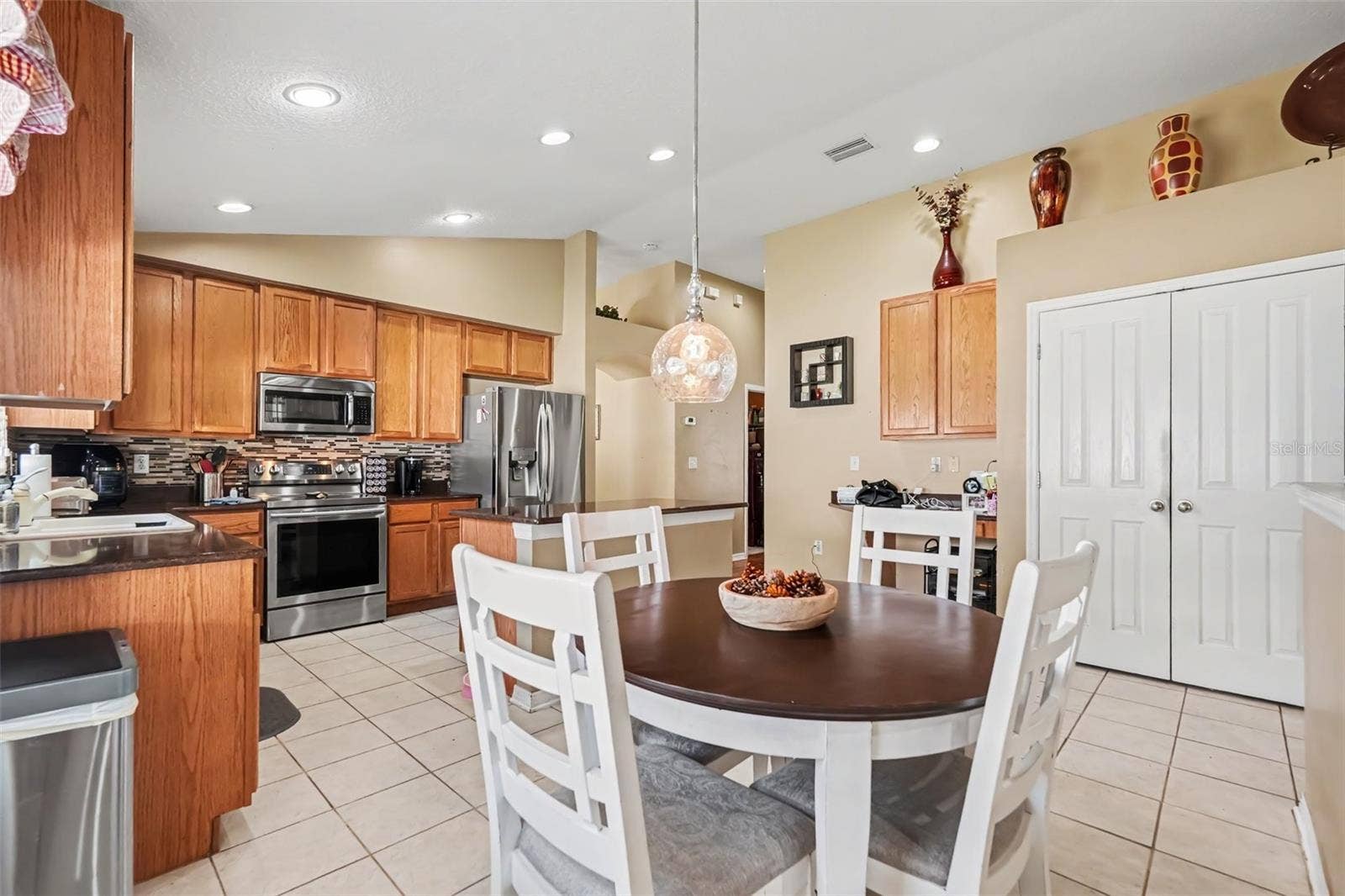 6805 BLUFF MEADOW COURT, Wesley Chapel, FL 33545