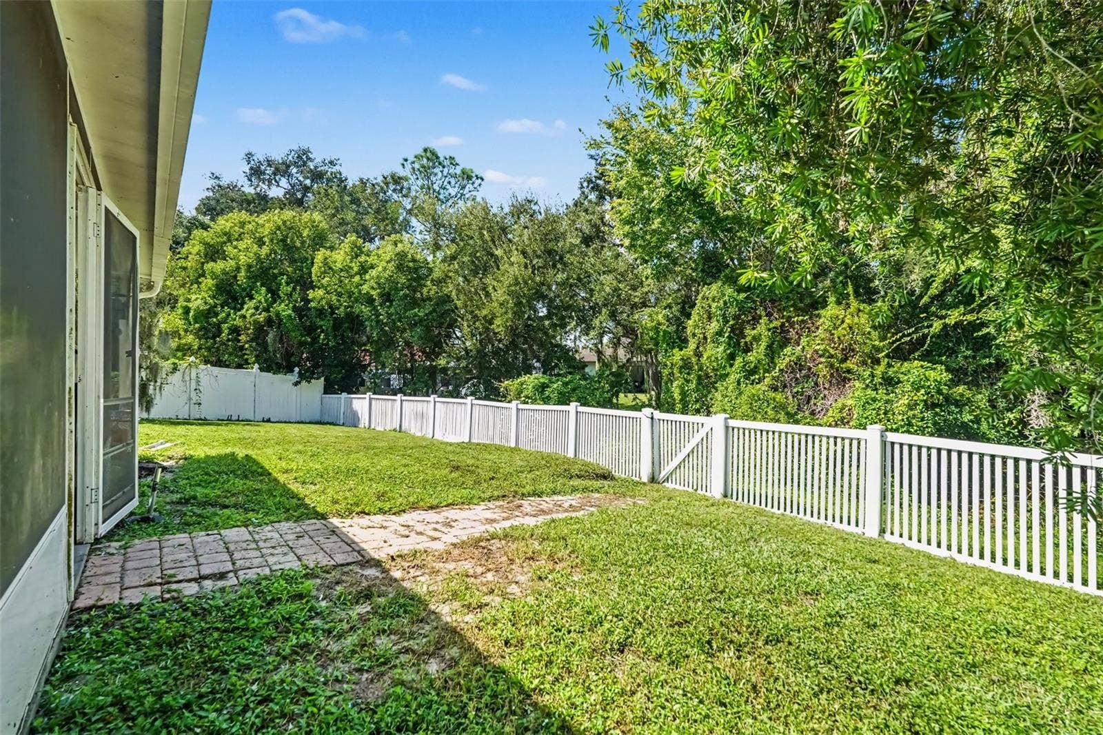 6805 BLUFF MEADOW COURT, Wesley Chapel, FL 33545