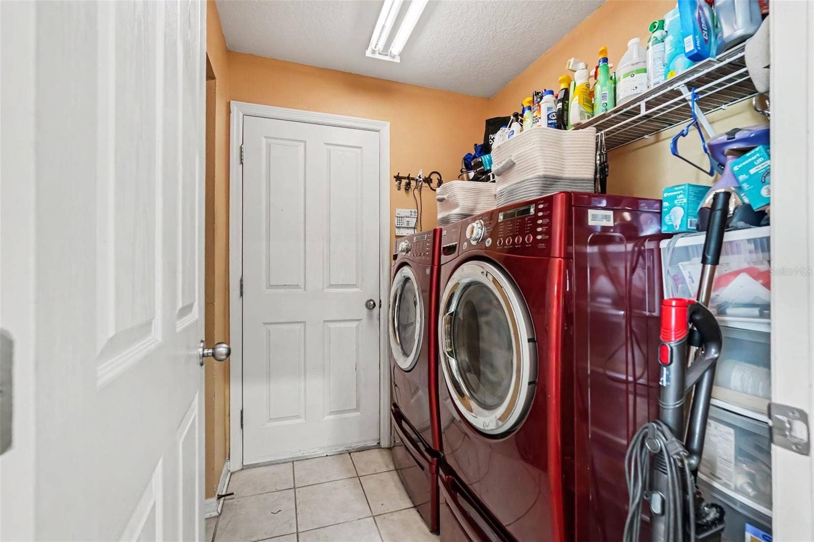 6805 BLUFF MEADOW COURT, Wesley Chapel, FL 33545