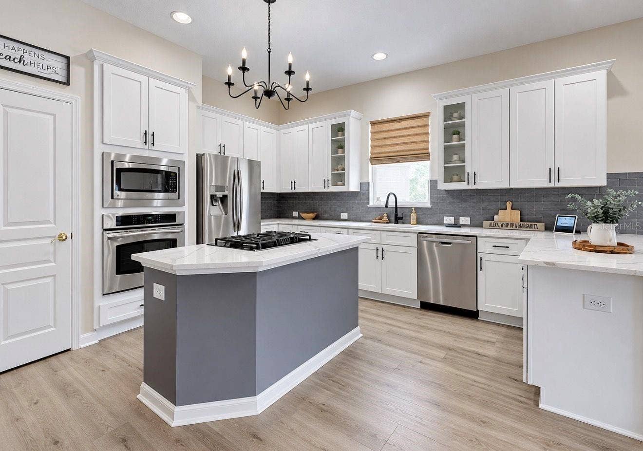 542 ISLEBAY DRIVE, Apollo Beach, FL 33572 Kitchen