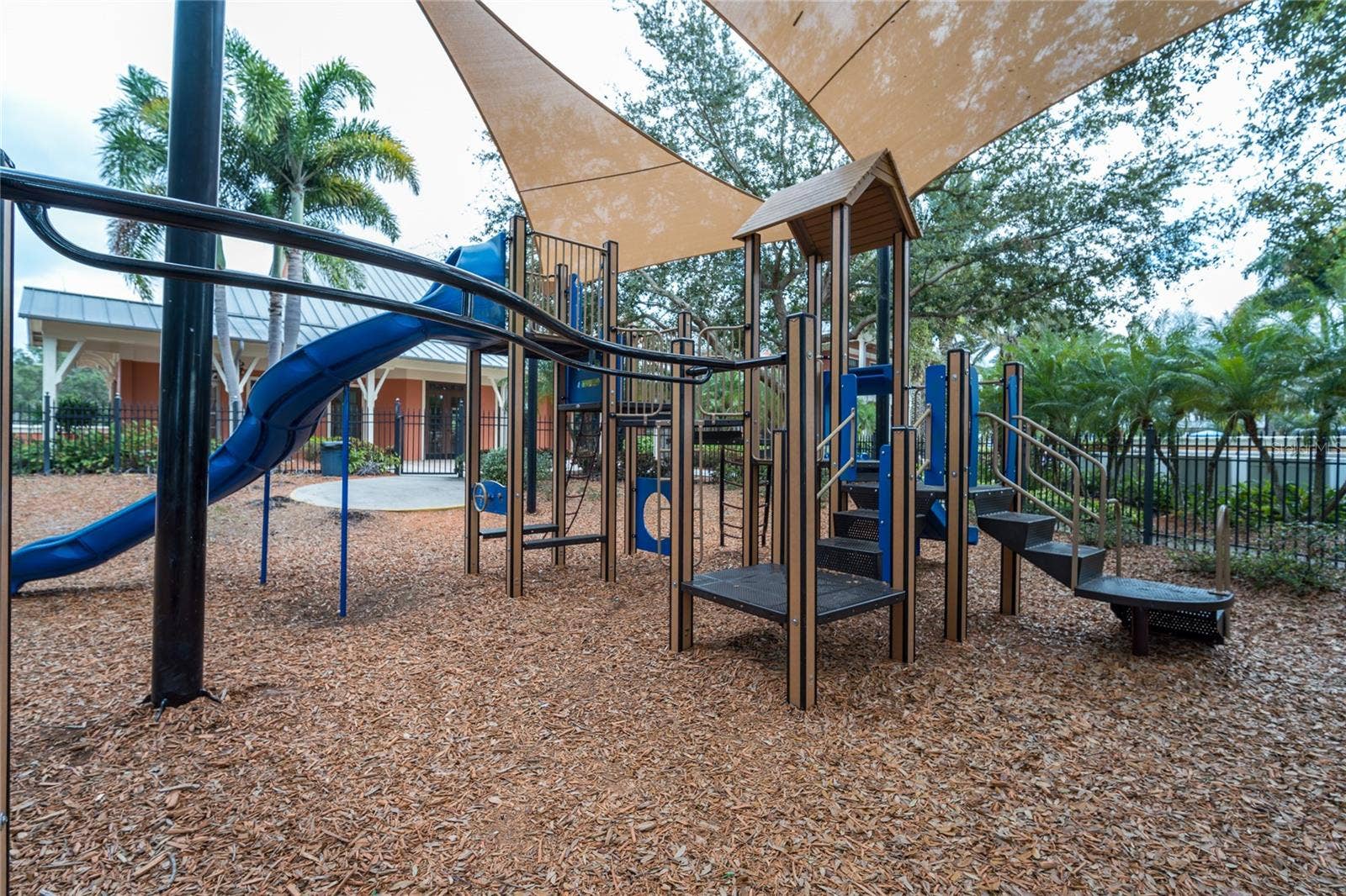 542 ISLEBAY DRIVE, Apollo Beach, FL 33572 542 ISLEBAY DRIVE, Apollo Beach, FL 33572