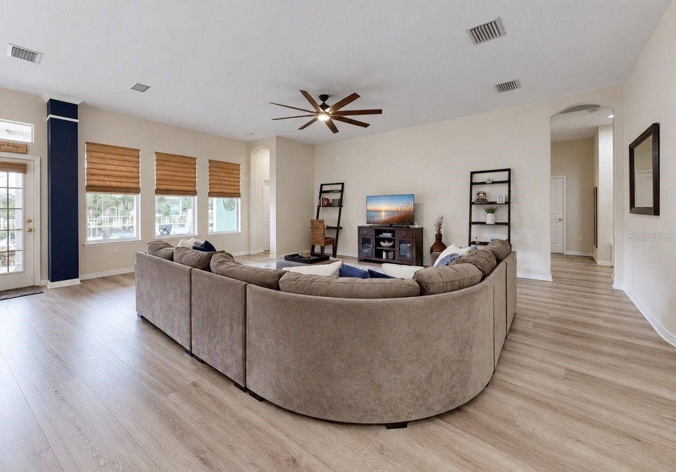 542 ISLEBAY DRIVE, Apollo Beach, FL 33572 Family Room/ Great Room