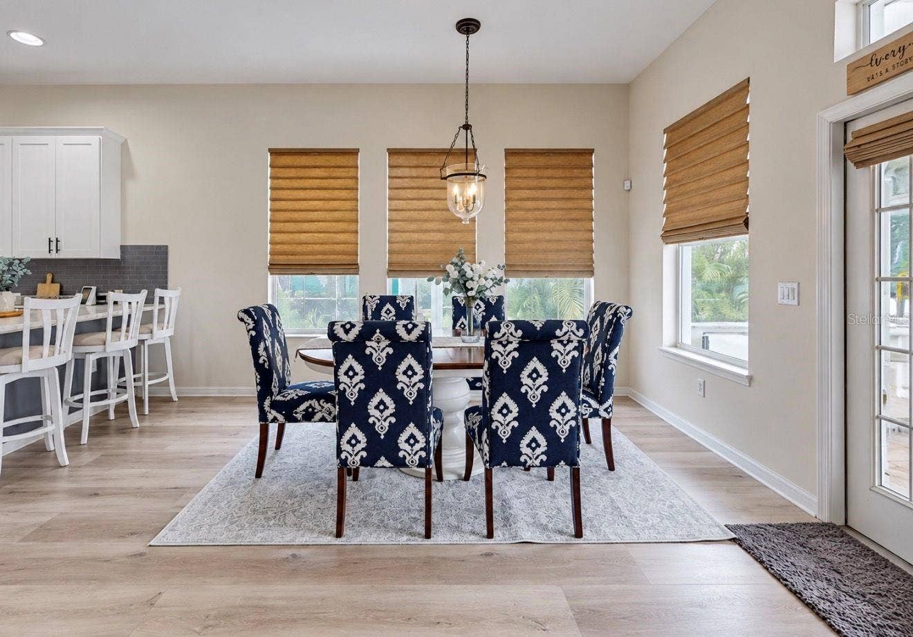 542 ISLEBAY DRIVE, Apollo Beach, FL 33572 Dinette/ Breakfast area