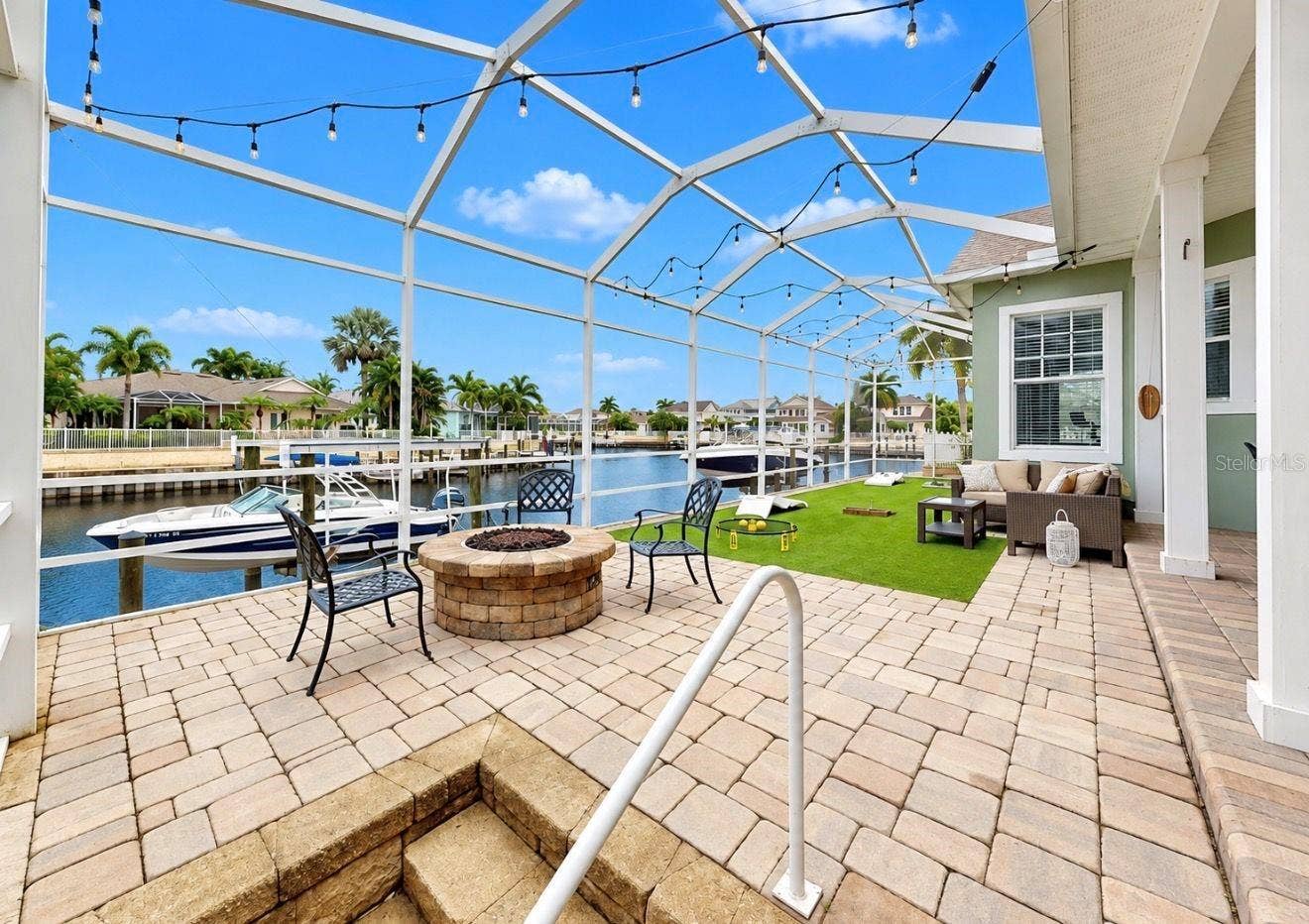 542 ISLEBAY DRIVE, Apollo Beach, FL 33572 542 ISLEBAY DRIVE, Apollo Beach, FL 33572