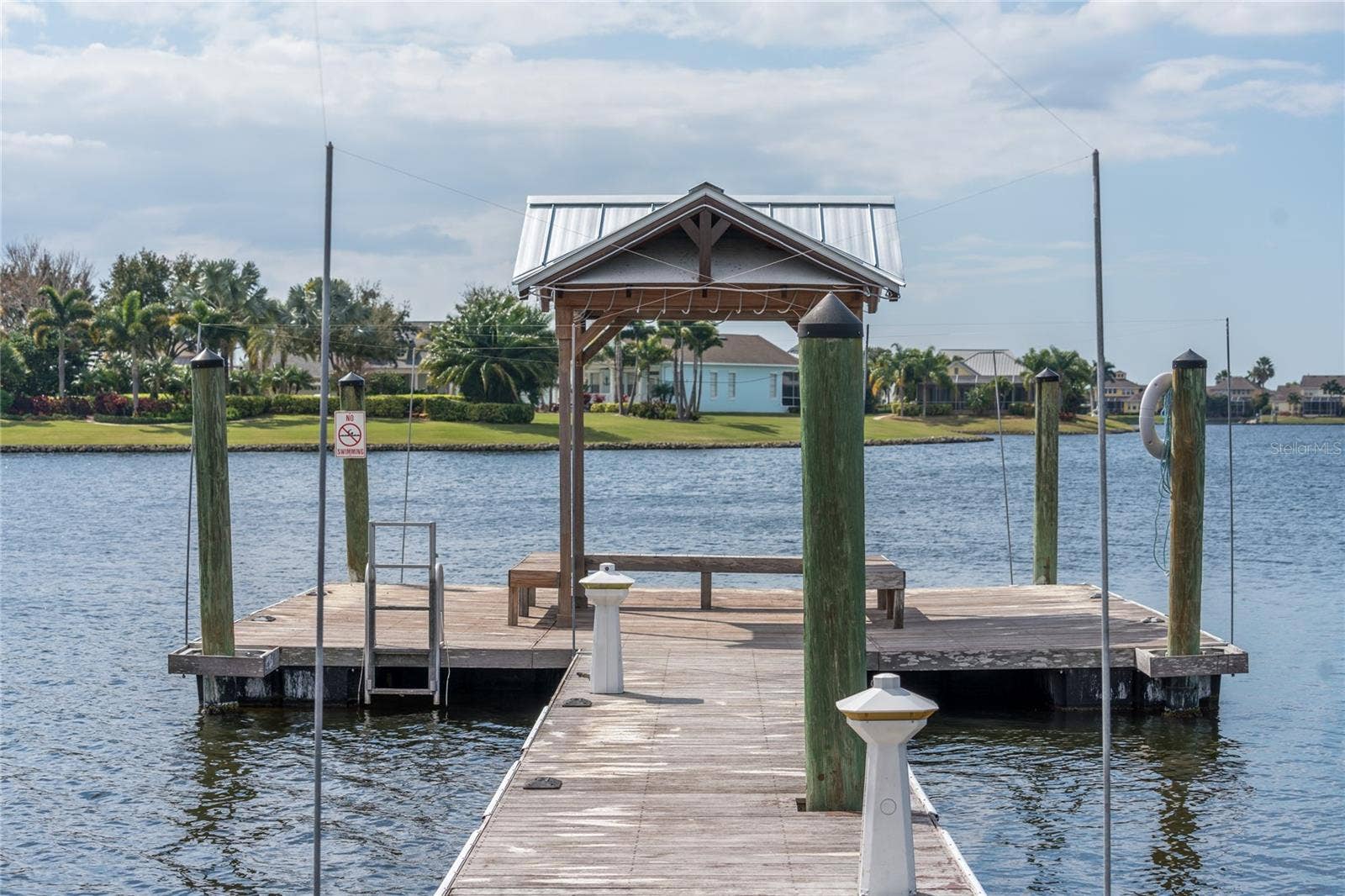 542 ISLEBAY DRIVE, Apollo Beach, FL 33572 542 ISLEBAY DRIVE, Apollo Beach, FL 33572