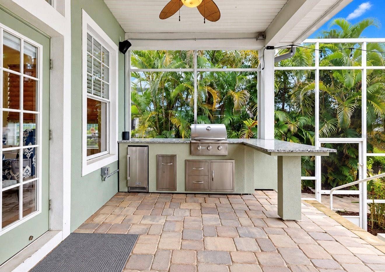 542 ISLEBAY DRIVE, Apollo Beach, FL 33572 542 ISLEBAY DRIVE, Apollo Beach, FL 33572