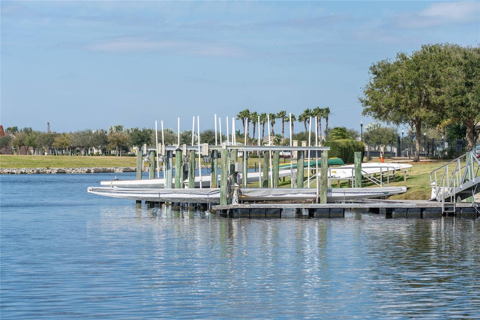 542 ISLEBAY DRIVE, Apollo Beach, FL 33572 542 ISLEBAY DRIVE, Apollo Beach, FL 33572
