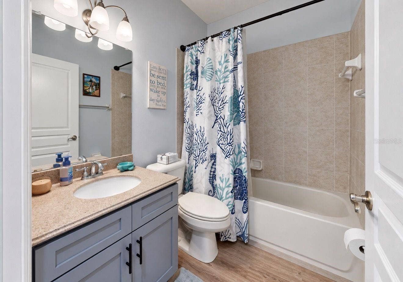 542 ISLEBAY DRIVE, Apollo Beach, FL 33572 Bathroom #3
