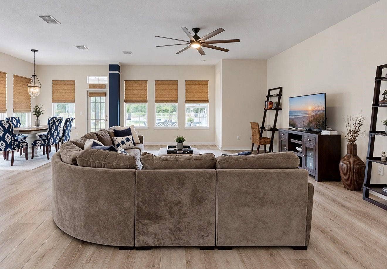 542 ISLEBAY DRIVE, Apollo Beach, FL 33572 Family Room/ Great Room