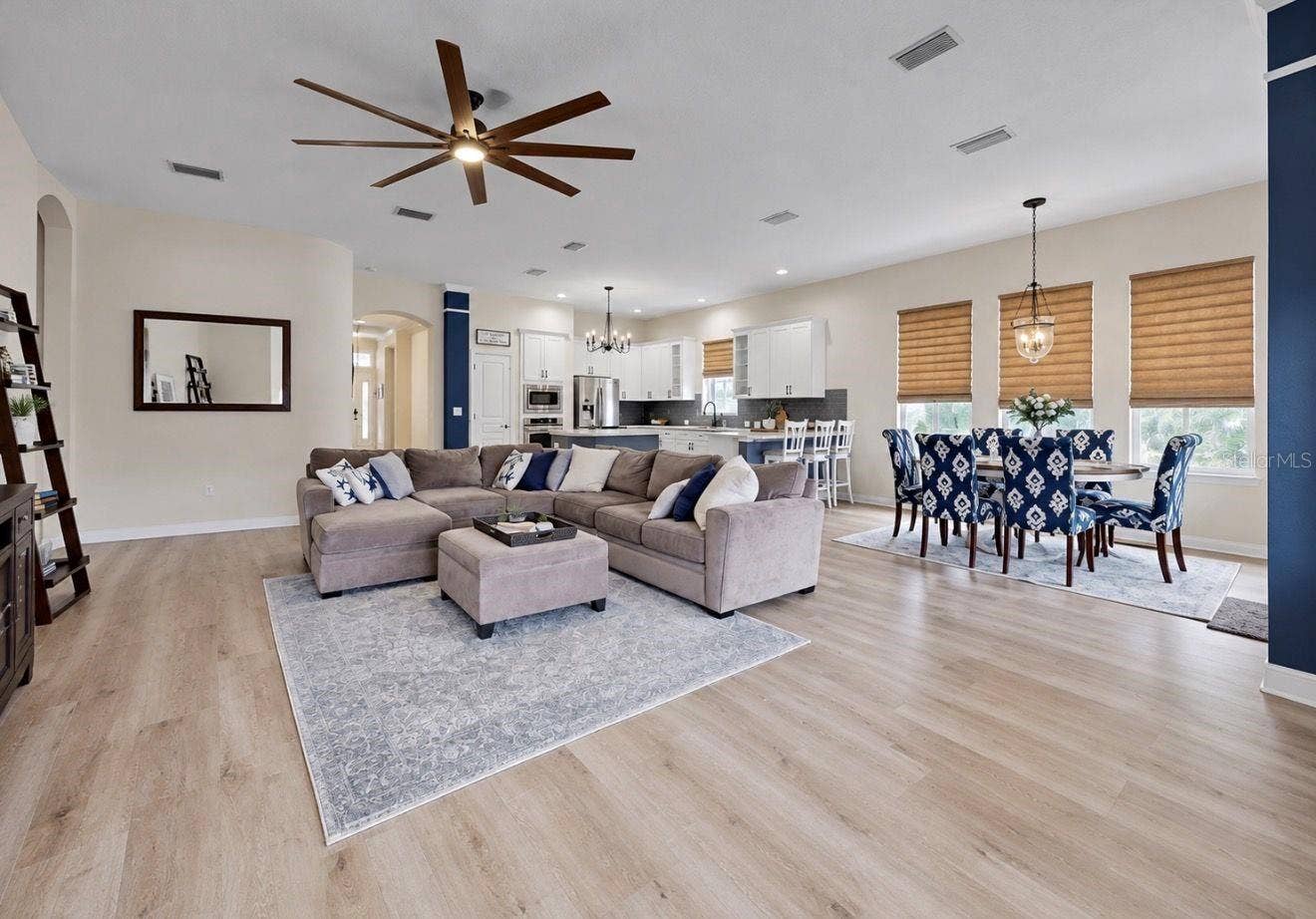 542 ISLEBAY DRIVE, Apollo Beach, FL 33572 Family Room/ Great Room