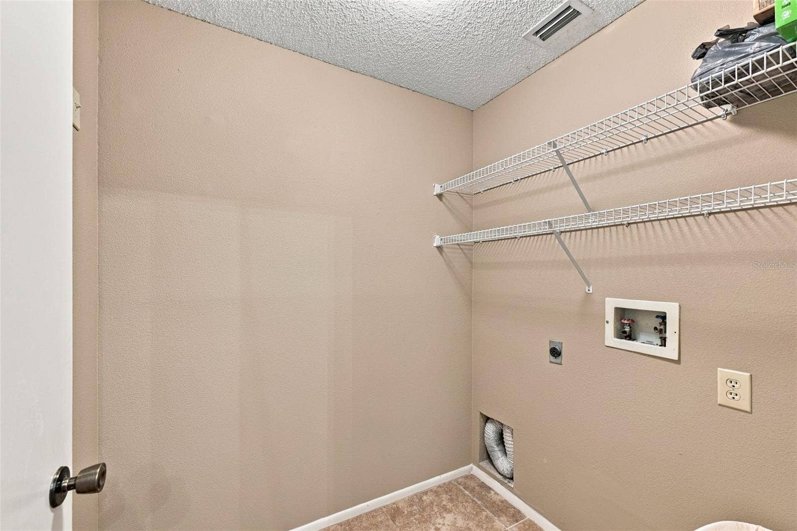 11109 CLAYRIDGE DRIVE, Tampa, FL 33635