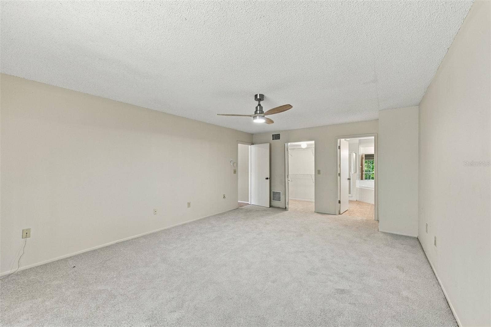 11109 CLAYRIDGE DRIVE, Tampa, FL 33635