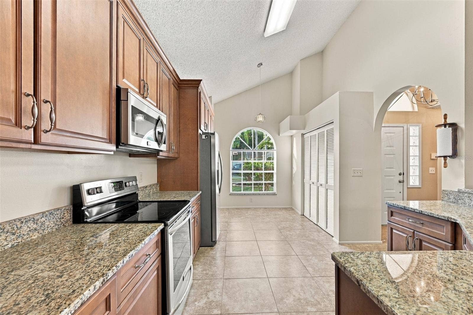 11109 CLAYRIDGE DRIVE, Tampa, FL 33635