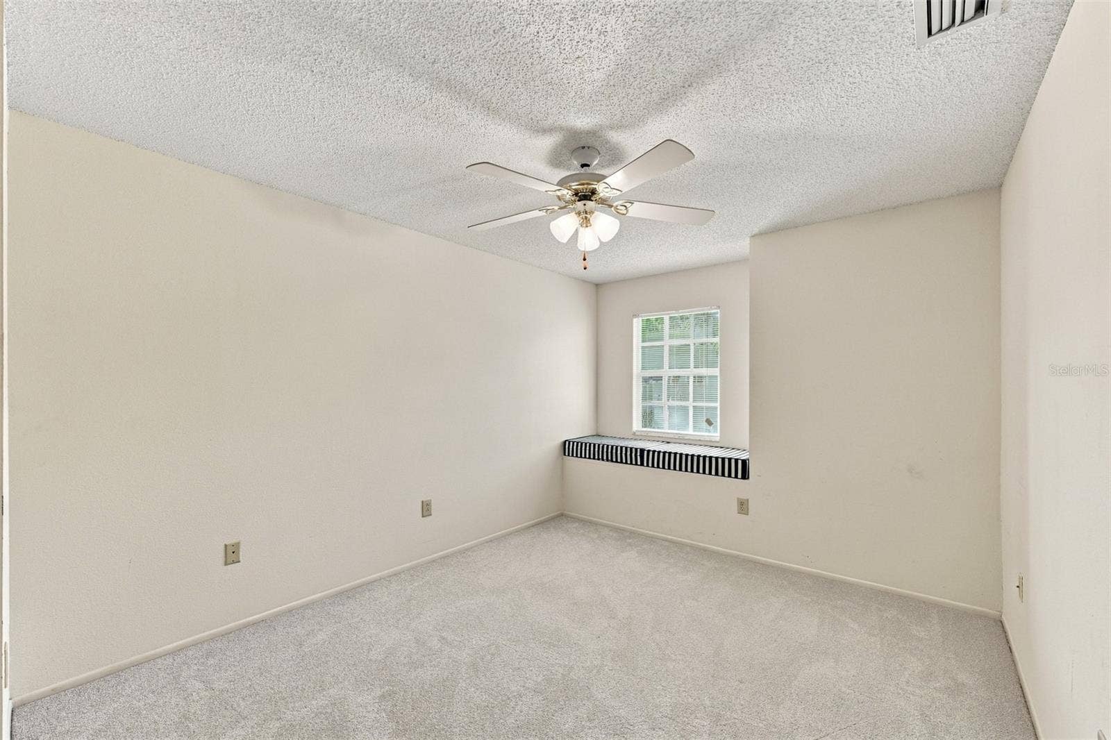11109 CLAYRIDGE DRIVE, Tampa, FL 33635