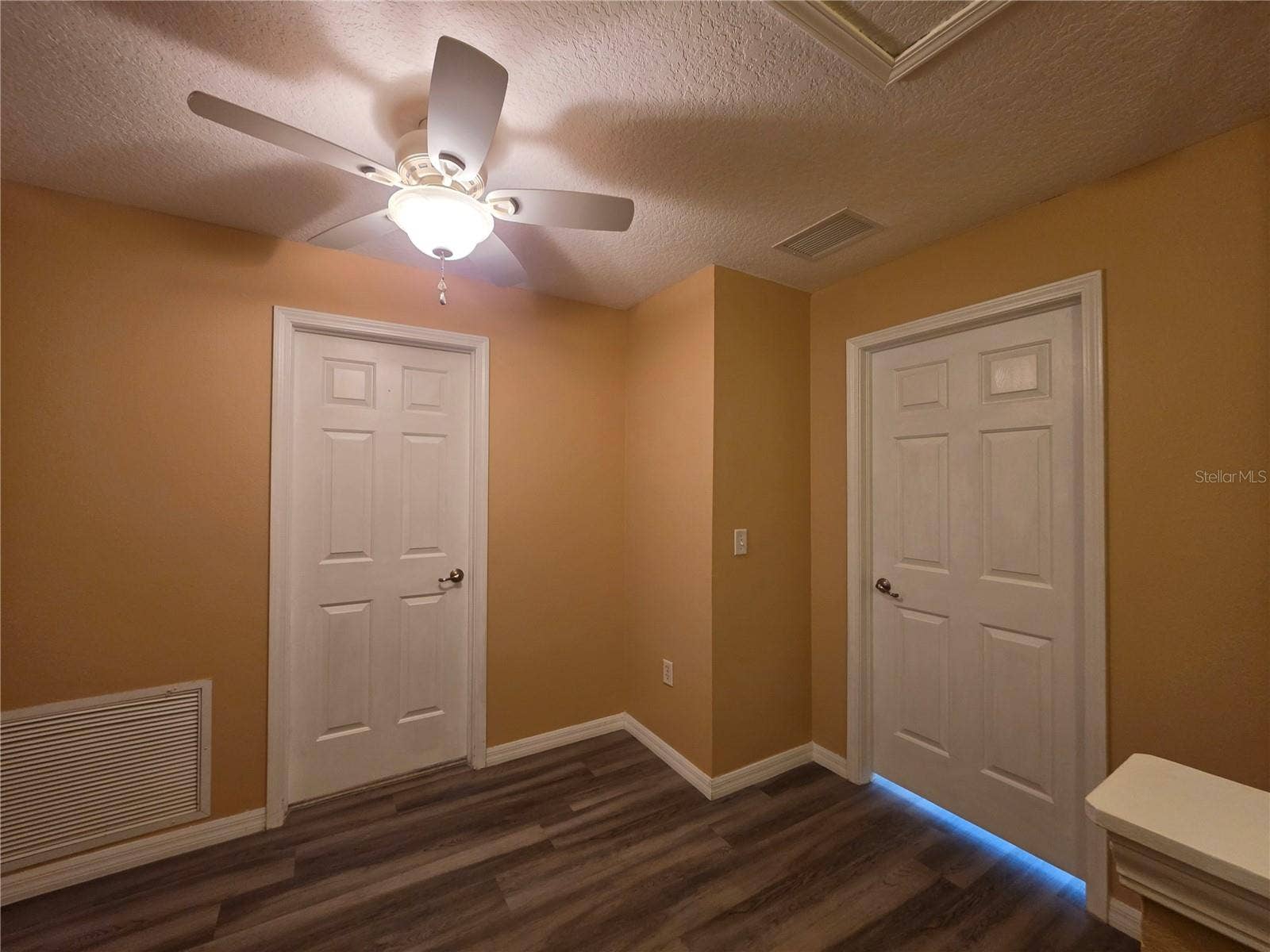 2425 MIDDLETON GROVE DRIVE, Brandon, FL 33511 2425 MIDDLETON GROVE DRIVE, Brandon, FL 33511