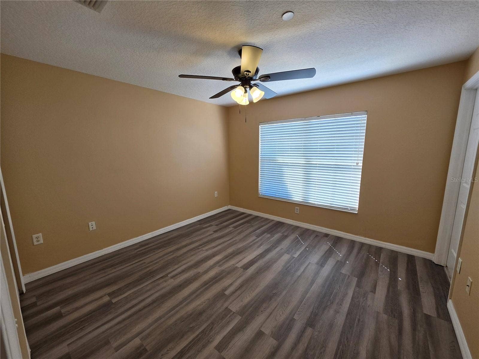 2425 MIDDLETON GROVE DRIVE, Brandon, FL 33511 2425 MIDDLETON GROVE DRIVE, Brandon, FL 33511