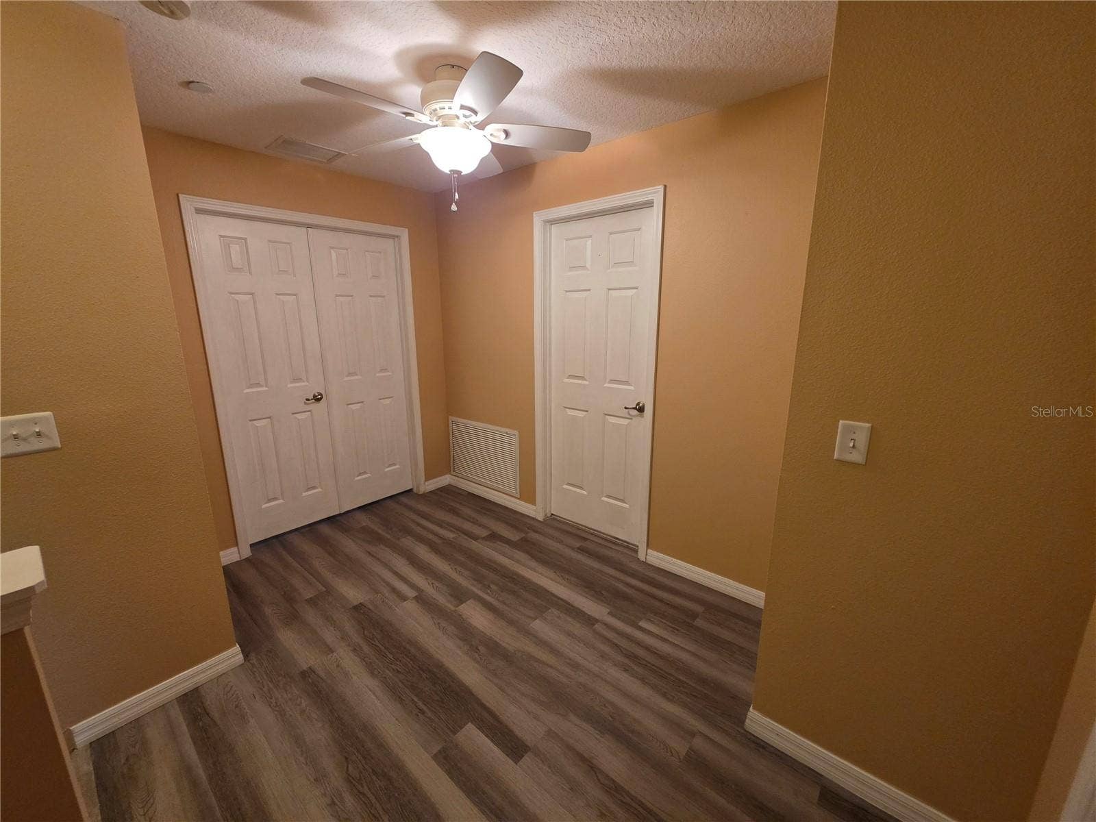 2425 MIDDLETON GROVE DRIVE, Brandon, FL 33511 2425 MIDDLETON GROVE DRIVE, Brandon, FL 33511