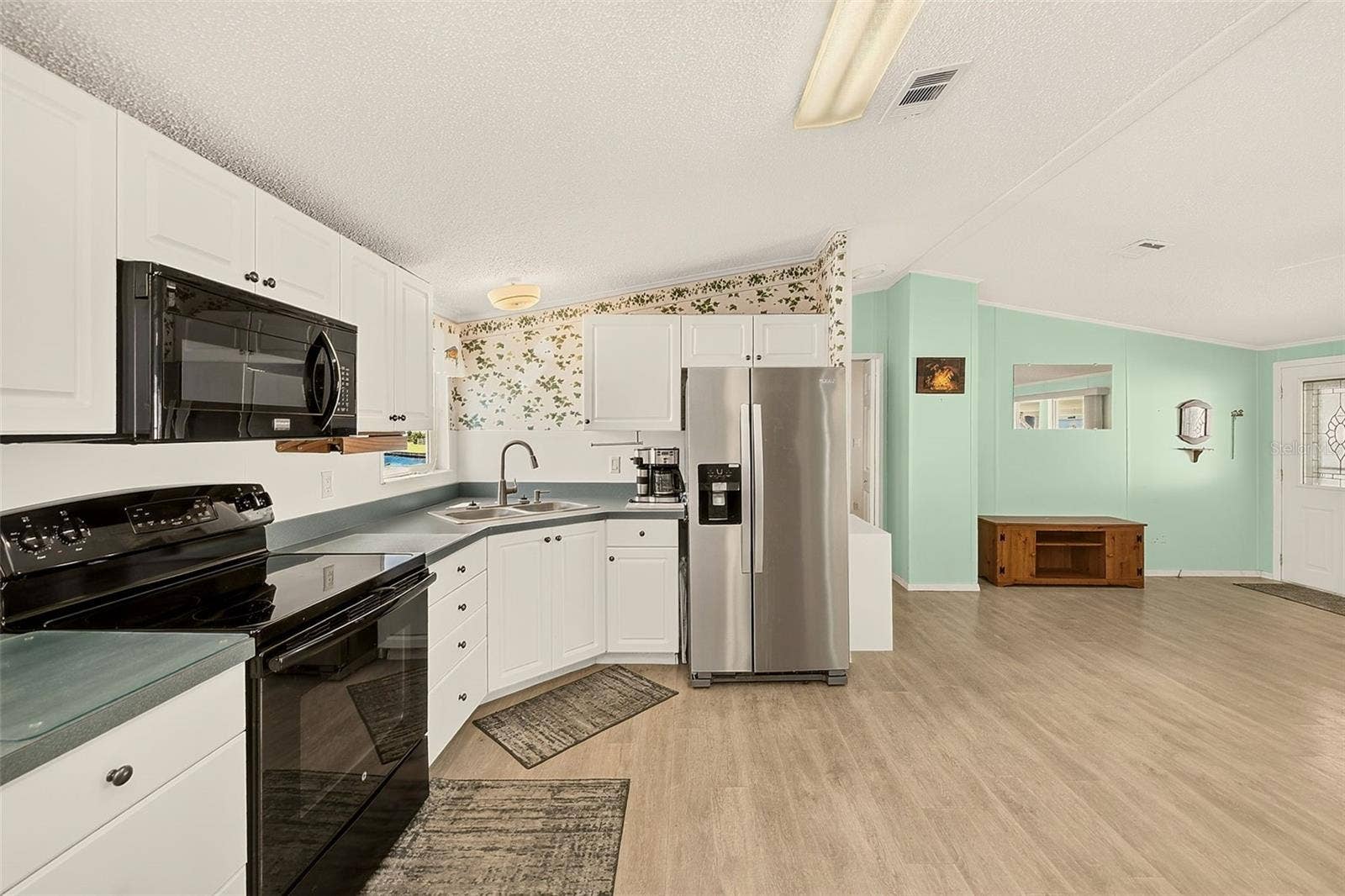 980 7TH STREET NW, #43, Largo, FL 33770 980 7TH STREET NW, #43, Largo, FL 33770