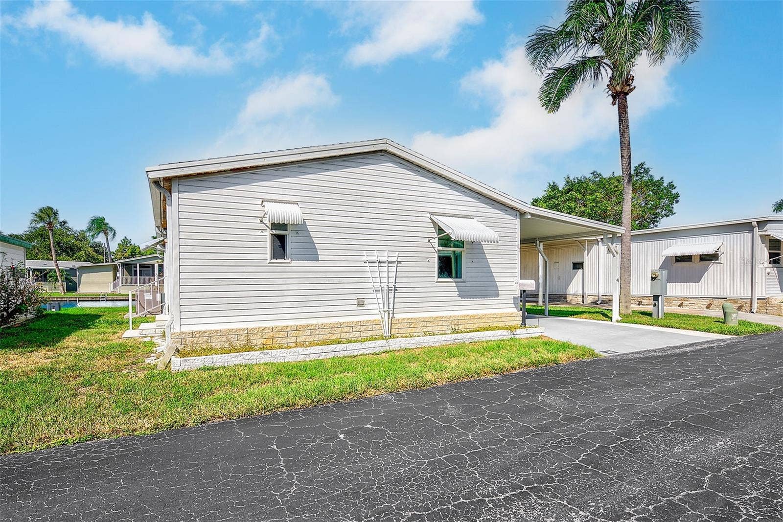 980 7TH STREET NW, #43, Largo, FL 33770 980 7TH STREET NW, #43, Largo, FL 33770