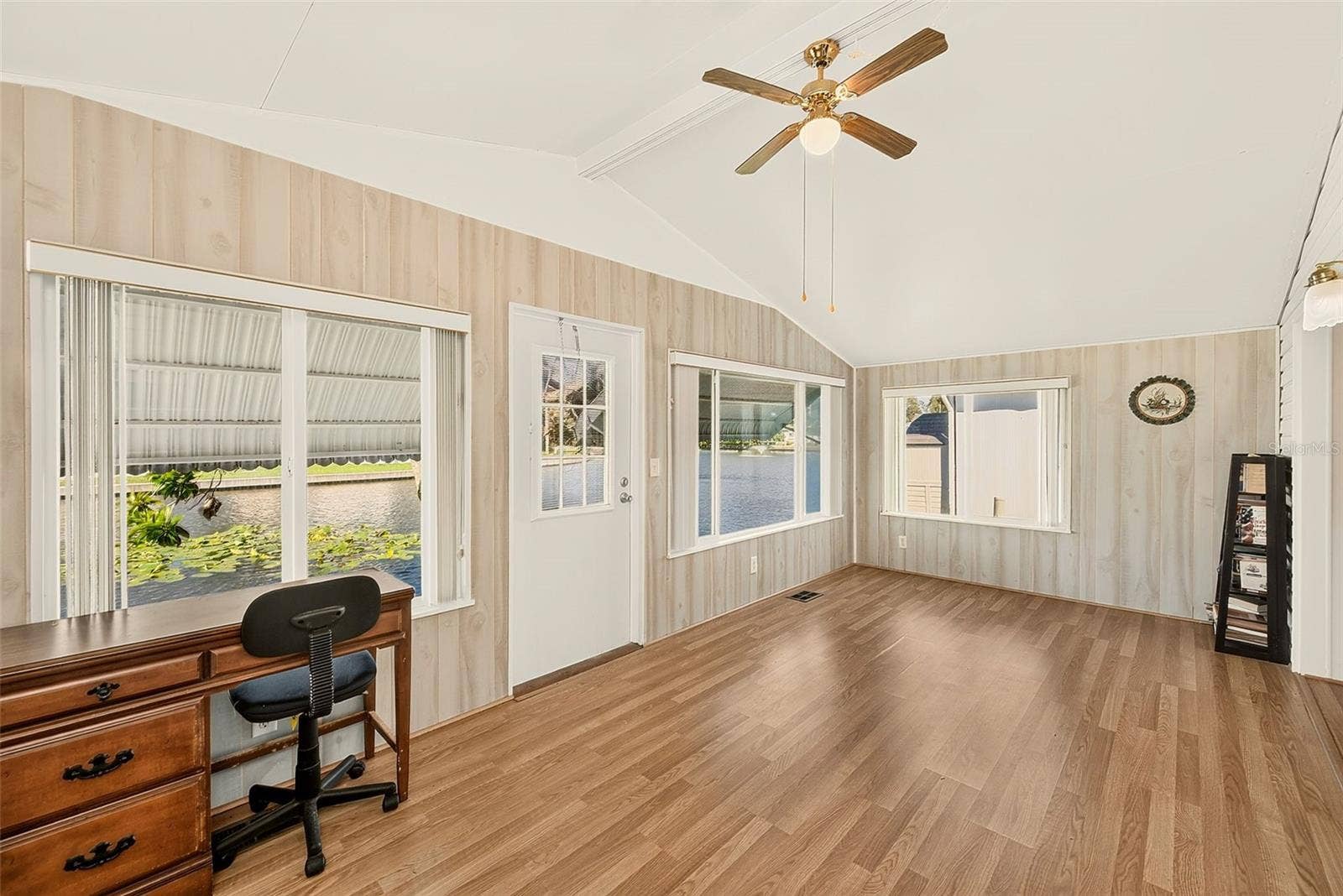980 7TH STREET NW, #43, Largo, FL 33770 980 7TH STREET NW, #43, Largo, FL 33770