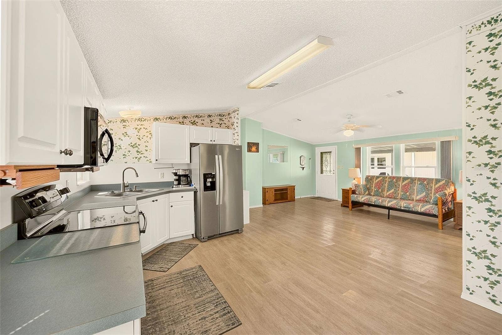 980 7TH STREET NW, #43, Largo, FL 33770 980 7TH STREET NW, #43, Largo, FL 33770