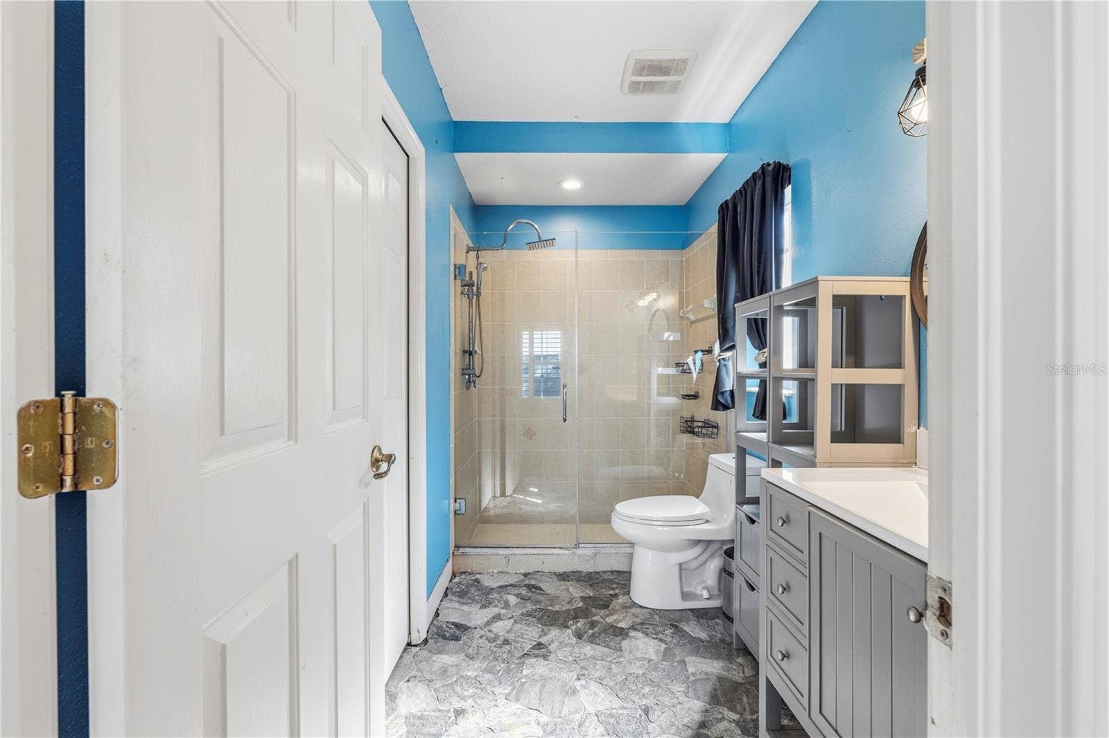 605 CYPRESS PARK AVENUE, Tarpon Springs, FL 34689