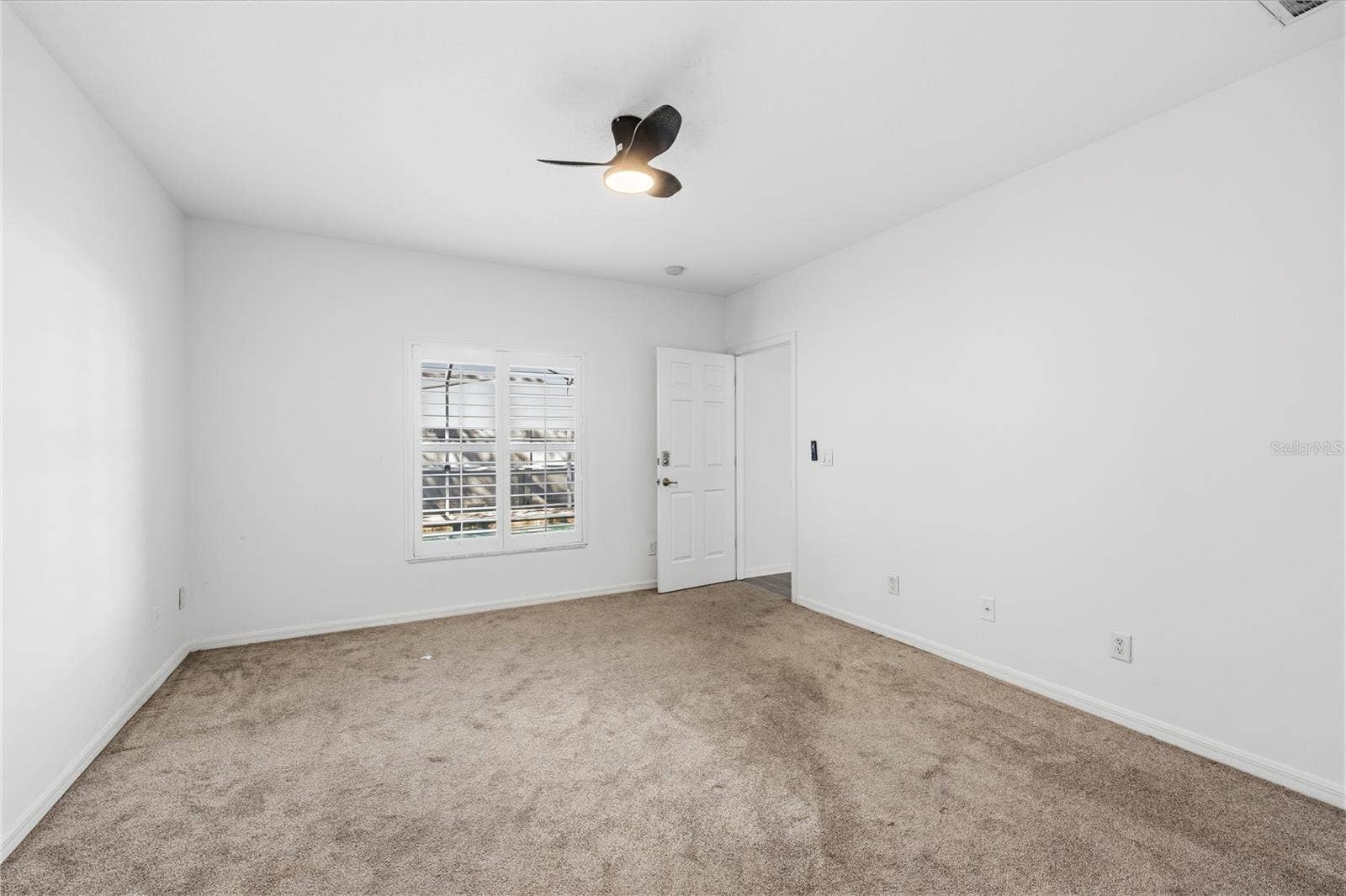 605 CYPRESS PARK AVENUE, Tarpon Springs, FL 34689