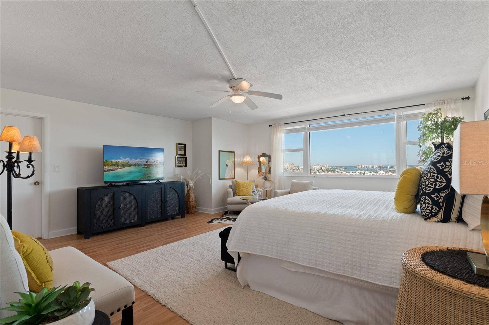 675 S GULFVIEW BOULEVARD, #PH4, Clearwater Beach, FL 33767 675 S GULFVIEW BOULEVARD, #PH4, Clearwater Beach, FL 33767