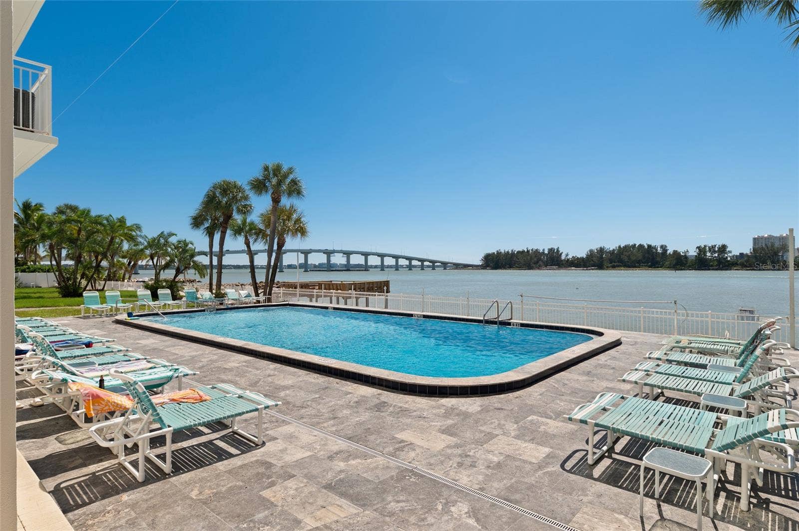 675 S GULFVIEW BOULEVARD, #PH4, Clearwater Beach, FL 33767 675 S GULFVIEW BOULEVARD, #PH4, Clearwater Beach, FL 33767