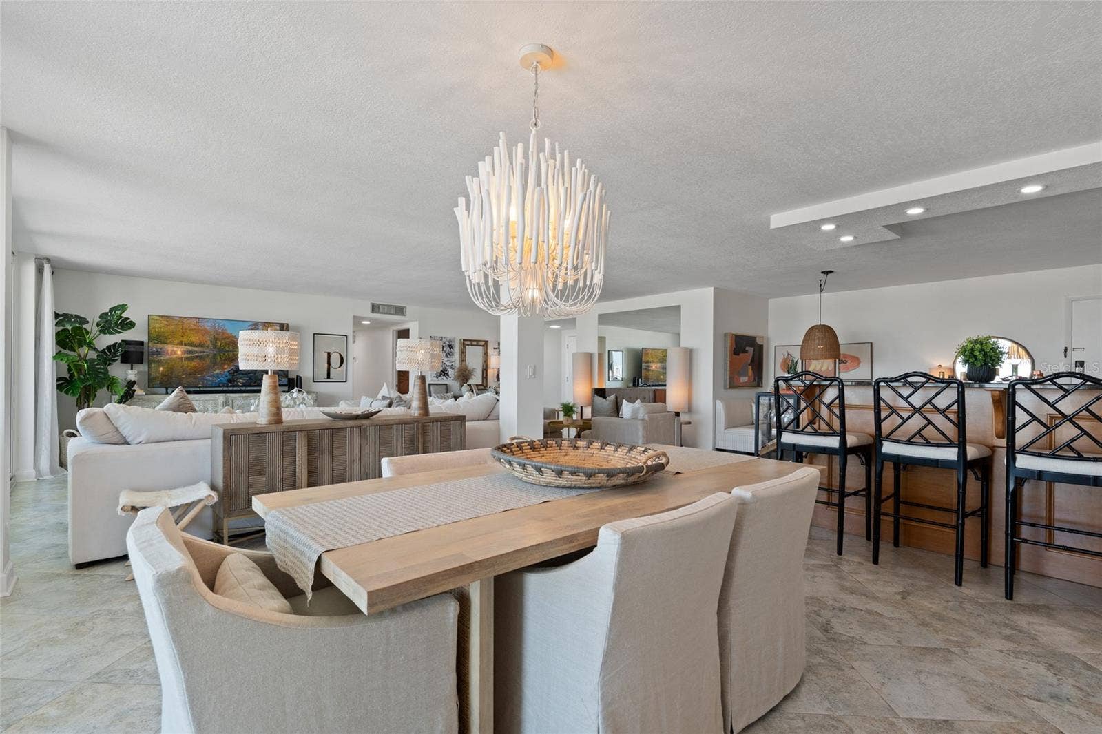 675 S GULFVIEW BOULEVARD, #PH4, Clearwater Beach, FL 33767 675 S GULFVIEW BOULEVARD, #PH4, Clearwater Beach, FL 33767