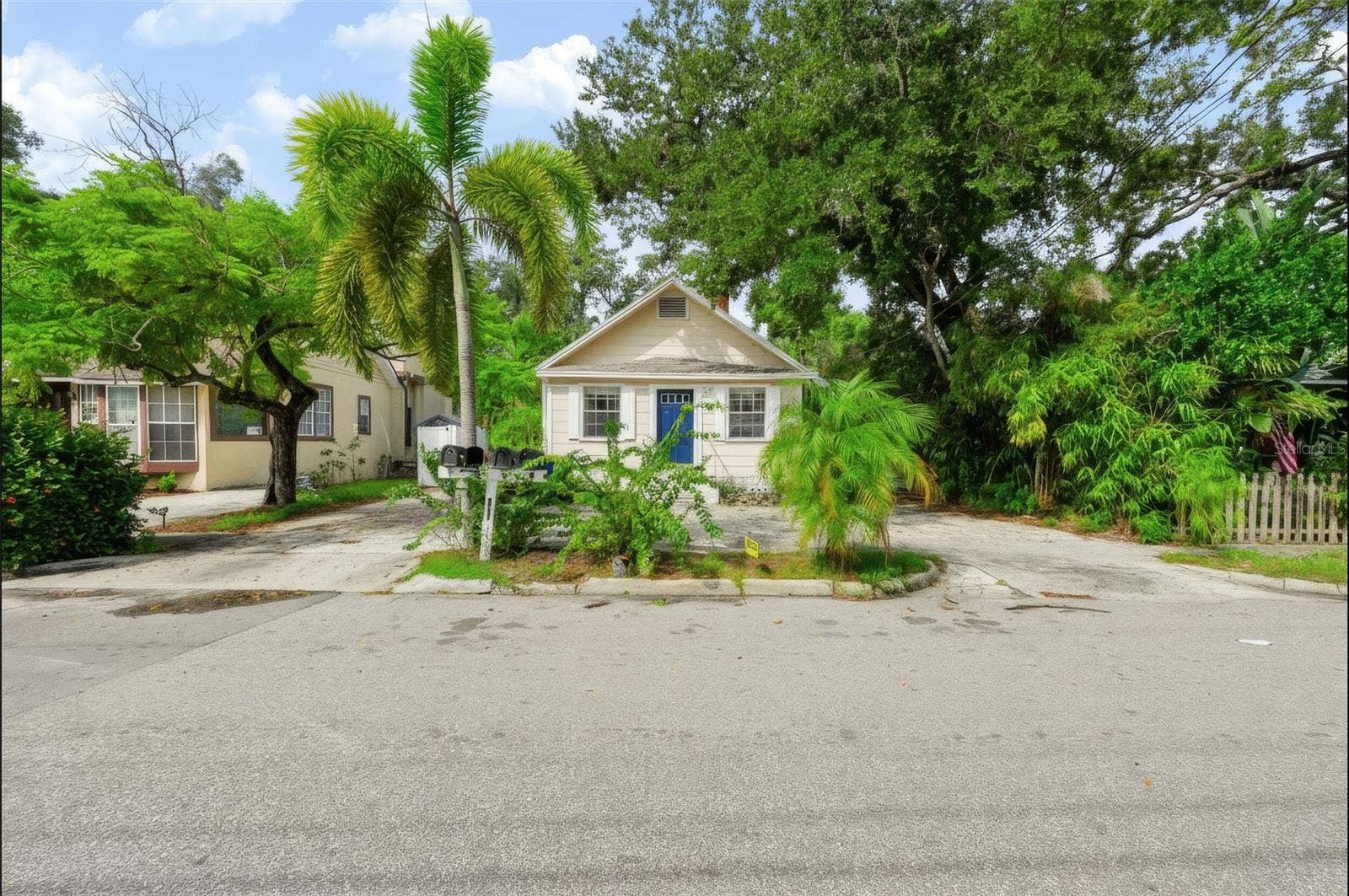 208 VINE AVENUE, #1,2,3,4, Clearwater, FL 33755 208 VINE AVENUE, #1,2,3,4, Clearwater, FL 33755