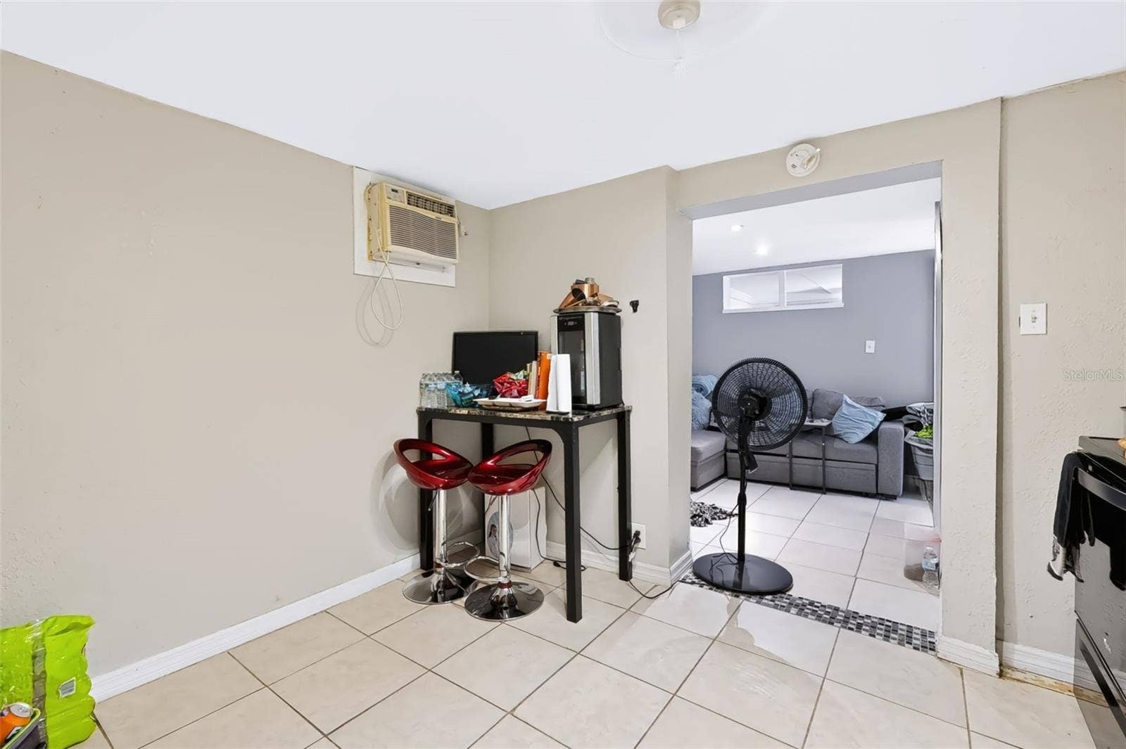 208 VINE AVENUE, #1,2,3,4, Clearwater, FL 33755 208 VINE AVENUE, #1,2,3,4, Clearwater, FL 33755