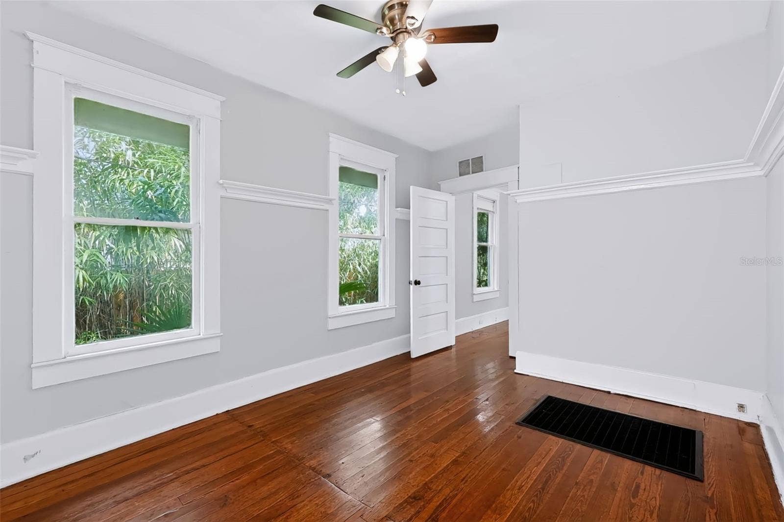 208 VINE AVENUE, #1,2,3,4, Clearwater, FL 33755 208 VINE AVENUE, #1,2,3,4, Clearwater, FL 33755