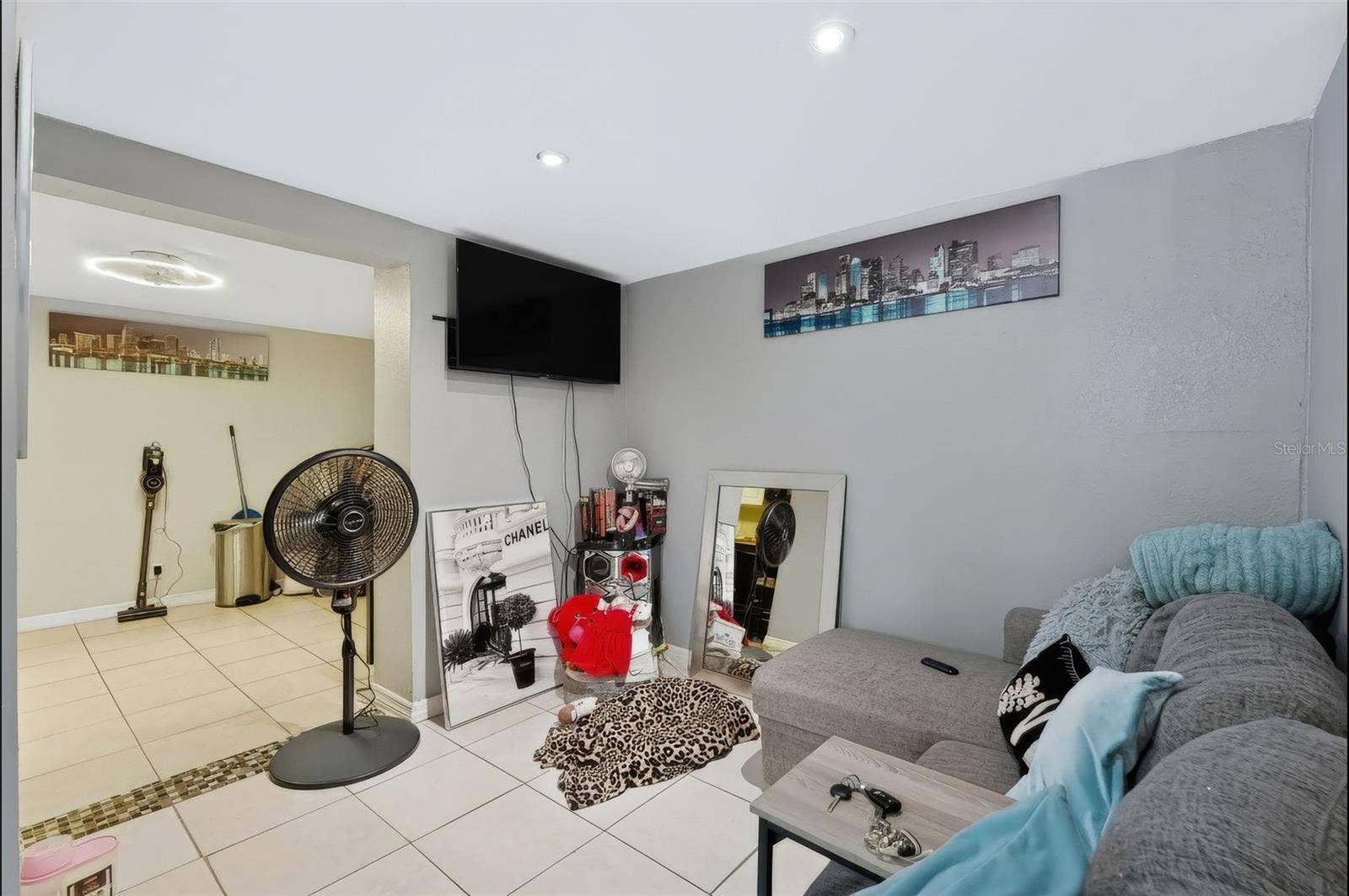 208 VINE AVENUE, #1,2,3,4, Clearwater, FL 33755 208 VINE AVENUE, #1,2,3,4, Clearwater, FL 33755