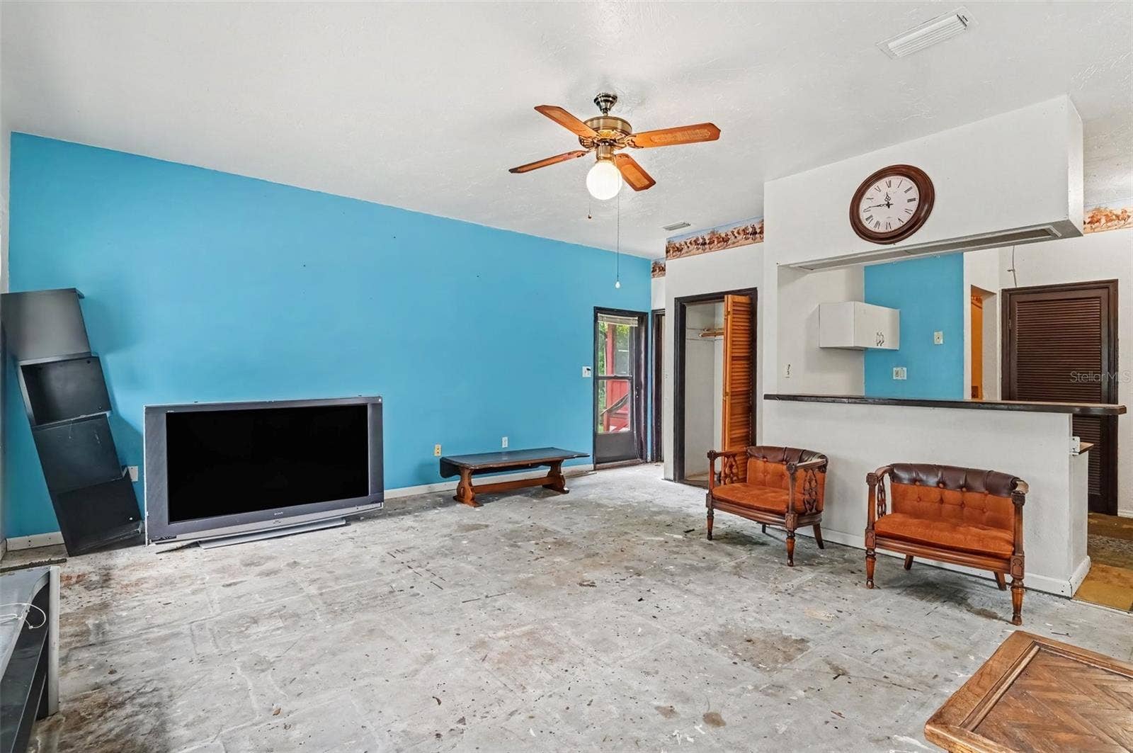 415 THOMAS AVENUE, Leesburg, FL 34748