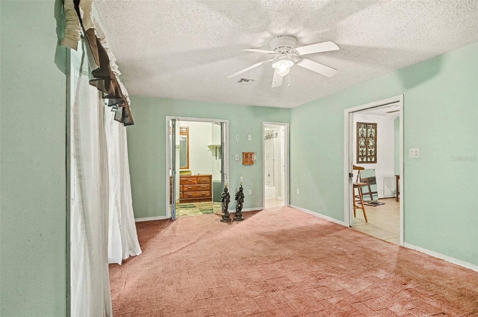 415 THOMAS AVENUE, Leesburg, FL 34748