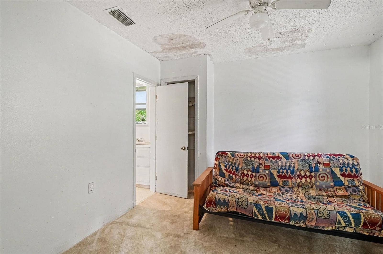 415 THOMAS AVENUE, Leesburg, FL 34748