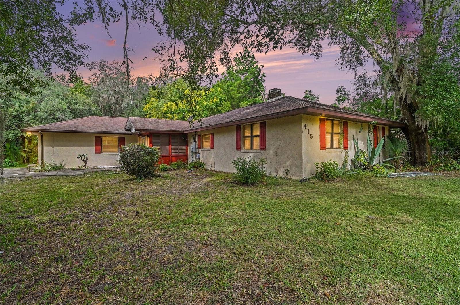 415 THOMAS AVENUE, Leesburg, FL 34748