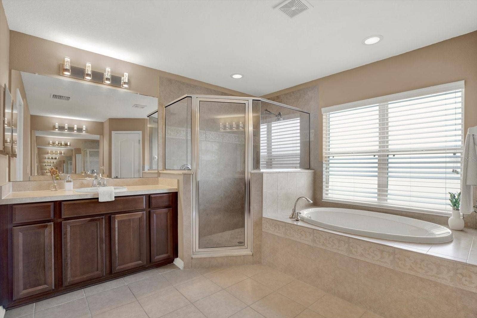 7127 FOREST MERE DRIVE, Riverview, FL 33578 7127 FOREST MERE DRIVE, Riverview, FL 33578