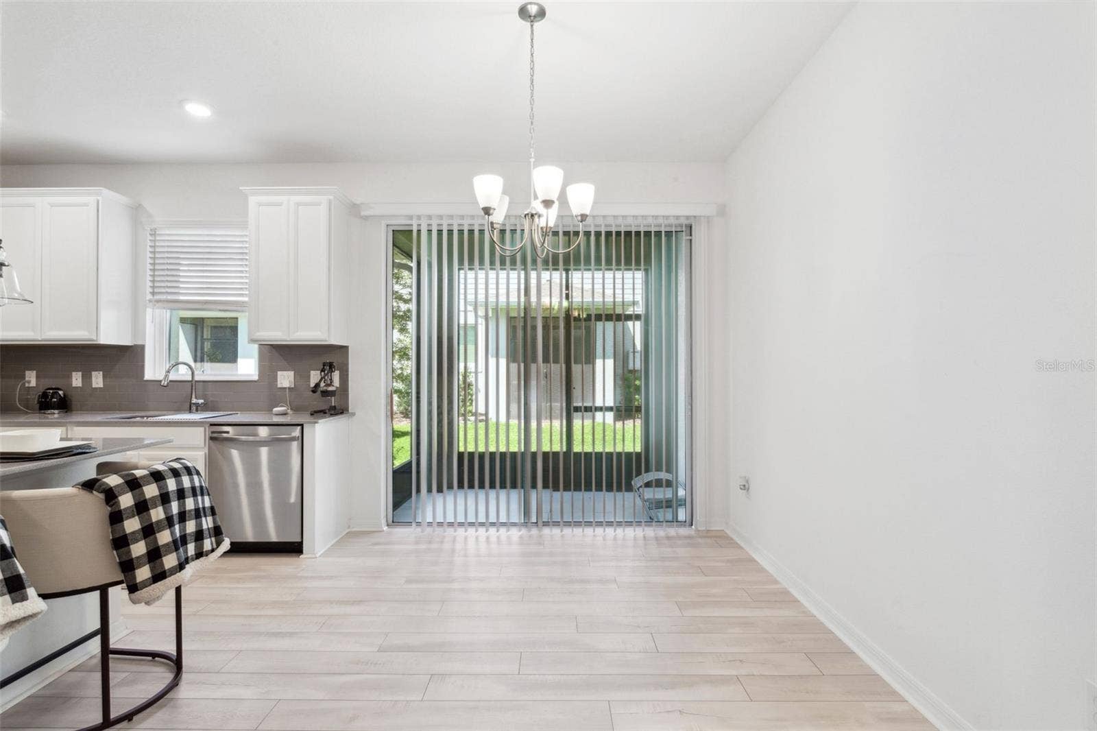 5732 SKYTOP DRIVE, Lithia, FL 33547 5732 SKYTOP DRIVE, Lithia, FL 33547