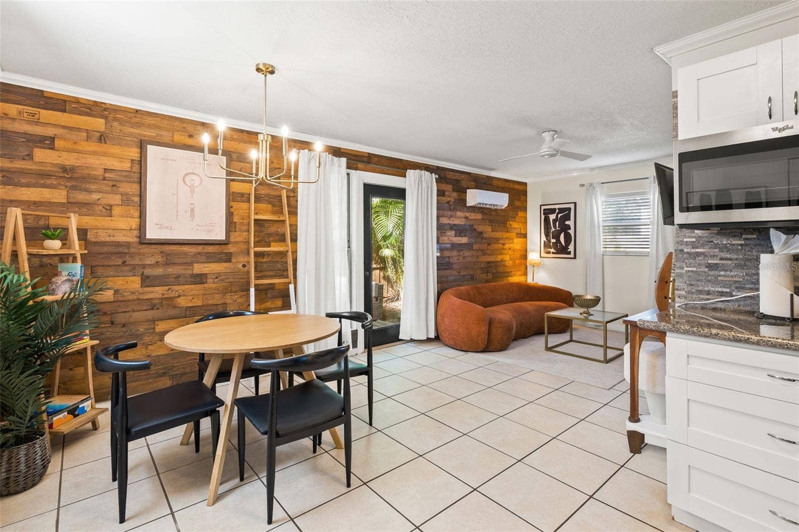 6010 N DEXTER AVENUE, Tampa, FL 33604 6010 N DEXTER AVENUE, Tampa, FL 33604